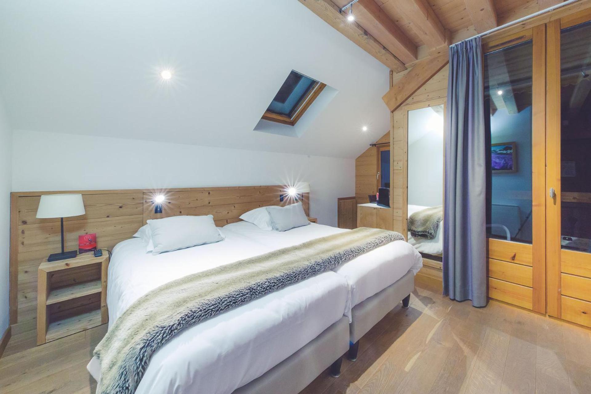 Hotel Fleur De Neige 3*